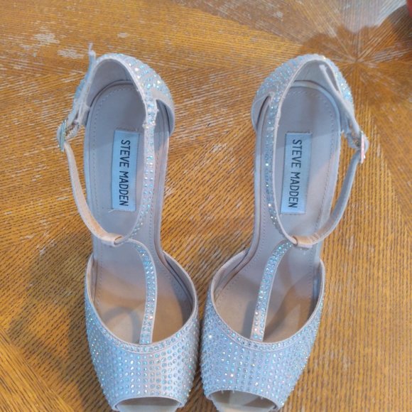 Steve Madden High Heel Sparkle Shoe - Picture 3 of 3